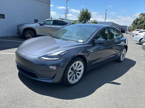 2022 Tesla Model 3 Standard Range