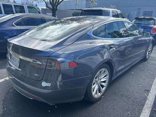2016 Tesla Model S 75D