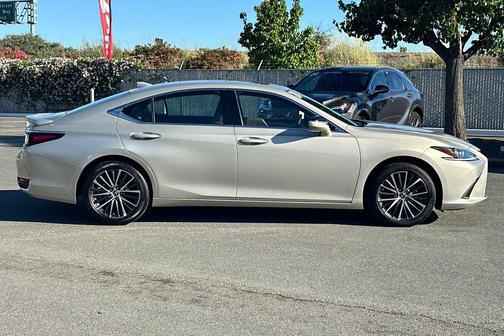 Moonbeam Beige Metallic 2024 Lexus ES 300h Base