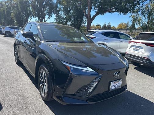 2025 Lexus RZ 300e 300e Premium