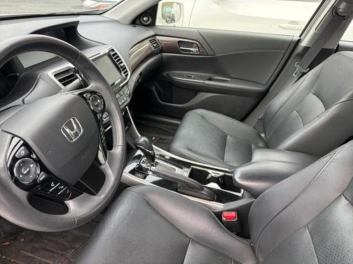 2017 Honda Accord Hybrid Touring