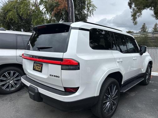 2024 Lexus GX 550 Luxury