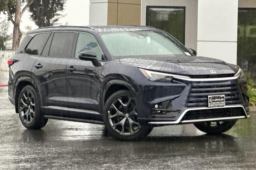 8x5/Nightfall 2026 Lexus TX 500h