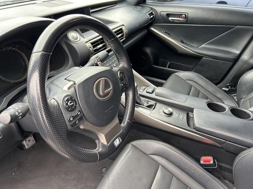 2016 Lexus IS 350 Base