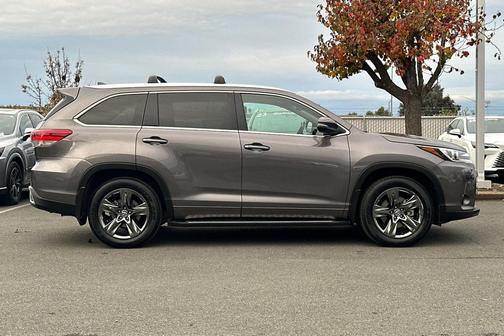 2017 Toyota Highlander Limited Platinum
