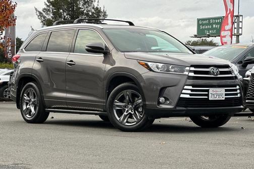 2017 Toyota Highlander Limited Platinum