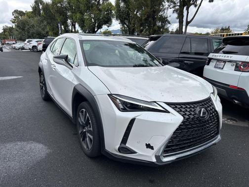 2023 Lexus UX 250h Base