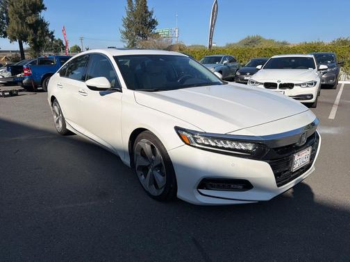 2018 Honda Accord Touring