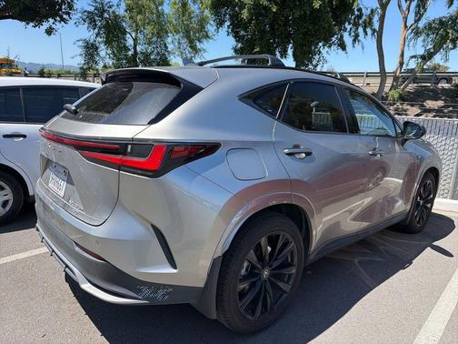 Atomic Silver 2024 Lexus NX 450h+ F SPORT Handling