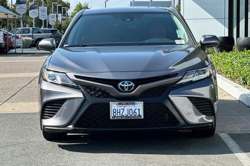 2019 Toyota Camry SE