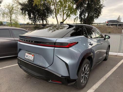 2024 Lexus RZ 300e Premium