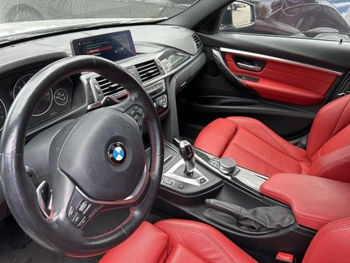 2018 BMW 330e iPerformance