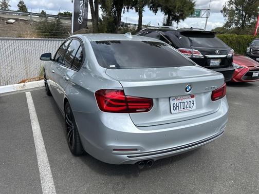 2018 BMW 330e iPerformance