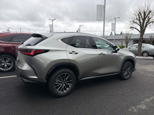 2025 Lexus NX 350h Premium