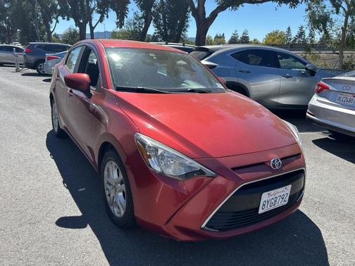 2017 Toyota Yaris iA Base