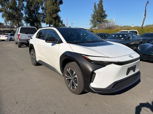 2023 Toyota bZ4X XLE