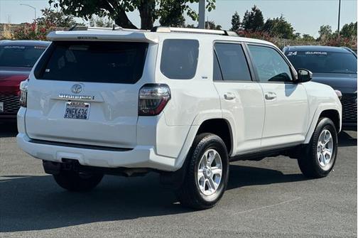 2022 Toyota 4Runner SR5