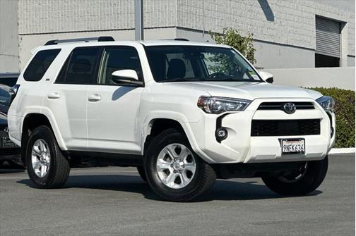 2022 Toyota 4Runner SR5