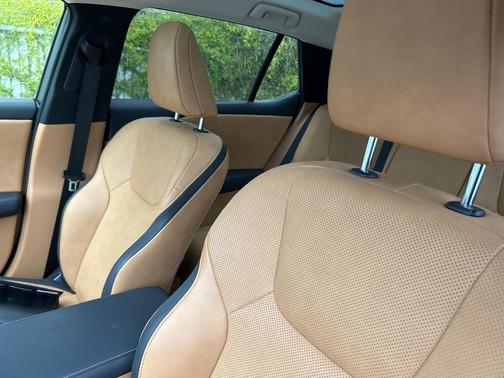 2023 Lexus RZ 450e 450e Premium