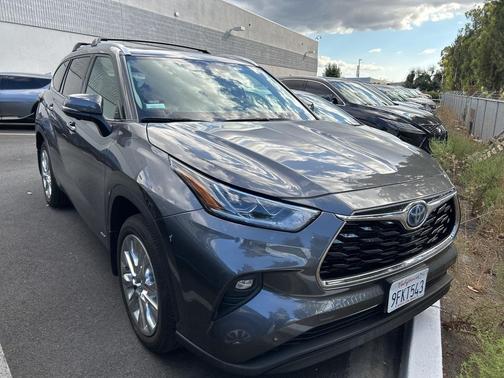 2023 Toyota Highlander Hybrid Limited