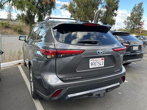 2023 Toyota Highlander Hybrid Limited