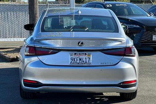 2024 Lexus ES 300h Base