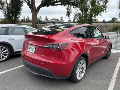 2021 Tesla Model Y Long Range Dual Motor All-Wheel Drive