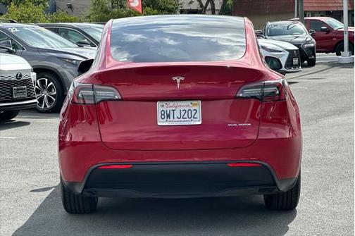 2021 Tesla Model Y Long Range Dual Motor All-Wheel Drive