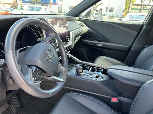 2024 Lexus TX 350 Premium