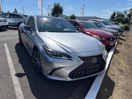 2023 Lexus ES 350 Luxury