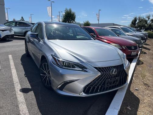 2023 Lexus ES 350 Luxury