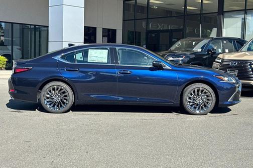 2025 Lexus ES 350 Luxury