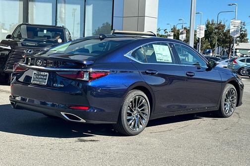 2025 Lexus ES 350 Luxury