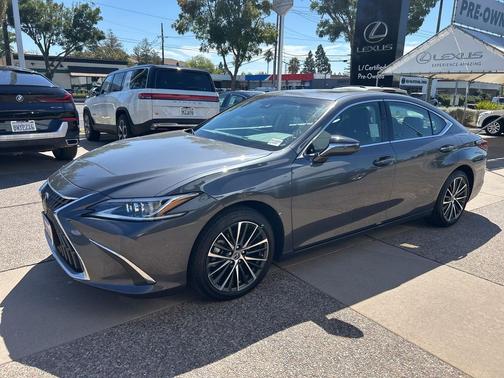 2025 Lexus ES 350 Base