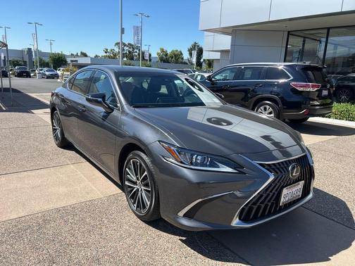 2025 Lexus ES 350 Base