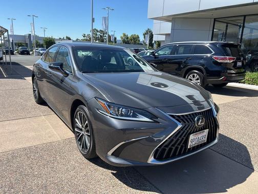 2025 Lexus ES 350 Base