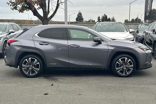 2020 Lexus UX 250h Base