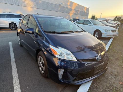 2014 Toyota Prius Three