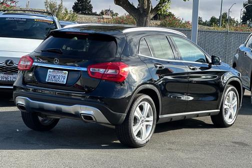 2018 Mercedes-Benz GLA 250 Base