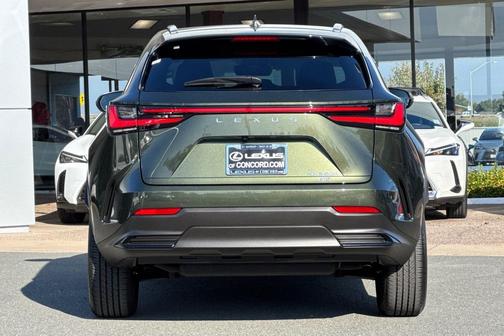 2022 Lexus NX 350h Premium