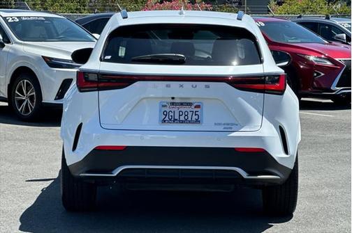 2024 Lexus NX 450h+ F SPORT Handling