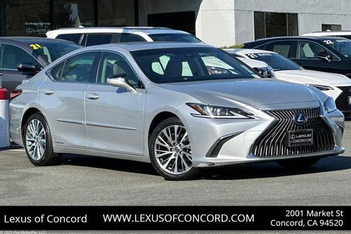 2019 Lexus ES 300h Base