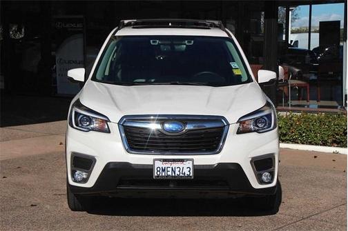 Photo 3 of 21 of 2019 Subaru Forester Limited
