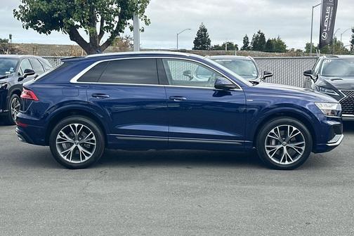 2020 Audi Q8 55 Prestige