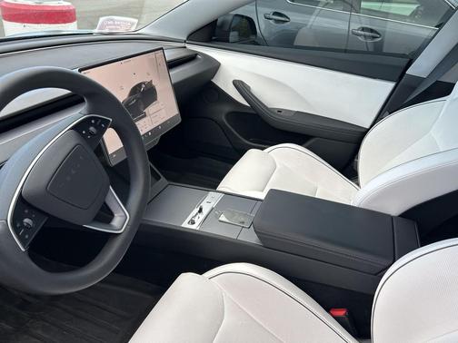 2024 Tesla Model 3 Performance