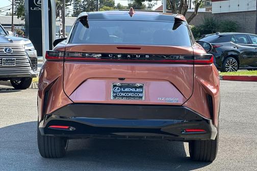 2025 Lexus RZ 450e Luxury