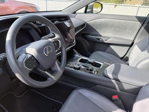 2023 Lexus RZ 450e 450e Premium