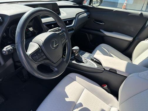 2021 Lexus UX 250h Base