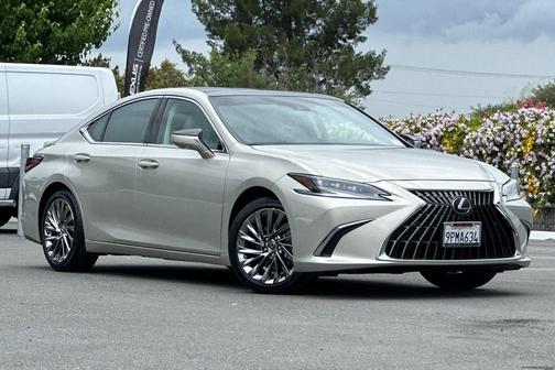 2025 Lexus ES 350 Ultra Luxury