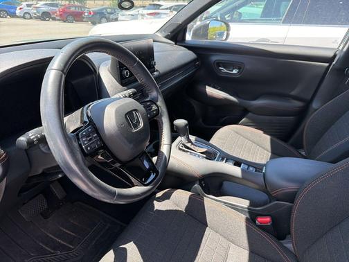 Nordic Forest Pearl 2024 Honda HR-V 2WD Sport